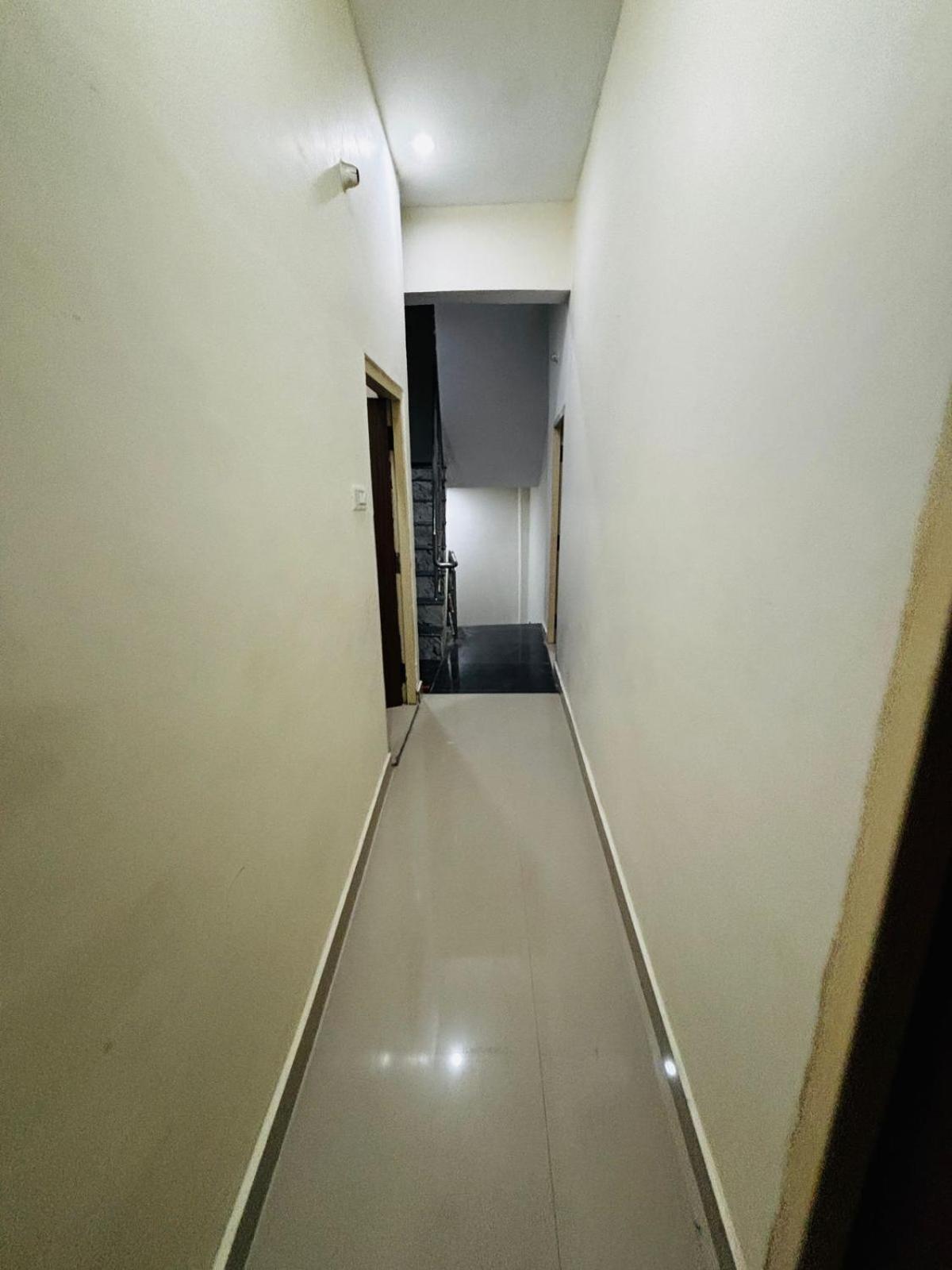 Appartement Shri Radha Krishna Dharmshala à Prayagraj Extérieur photo
